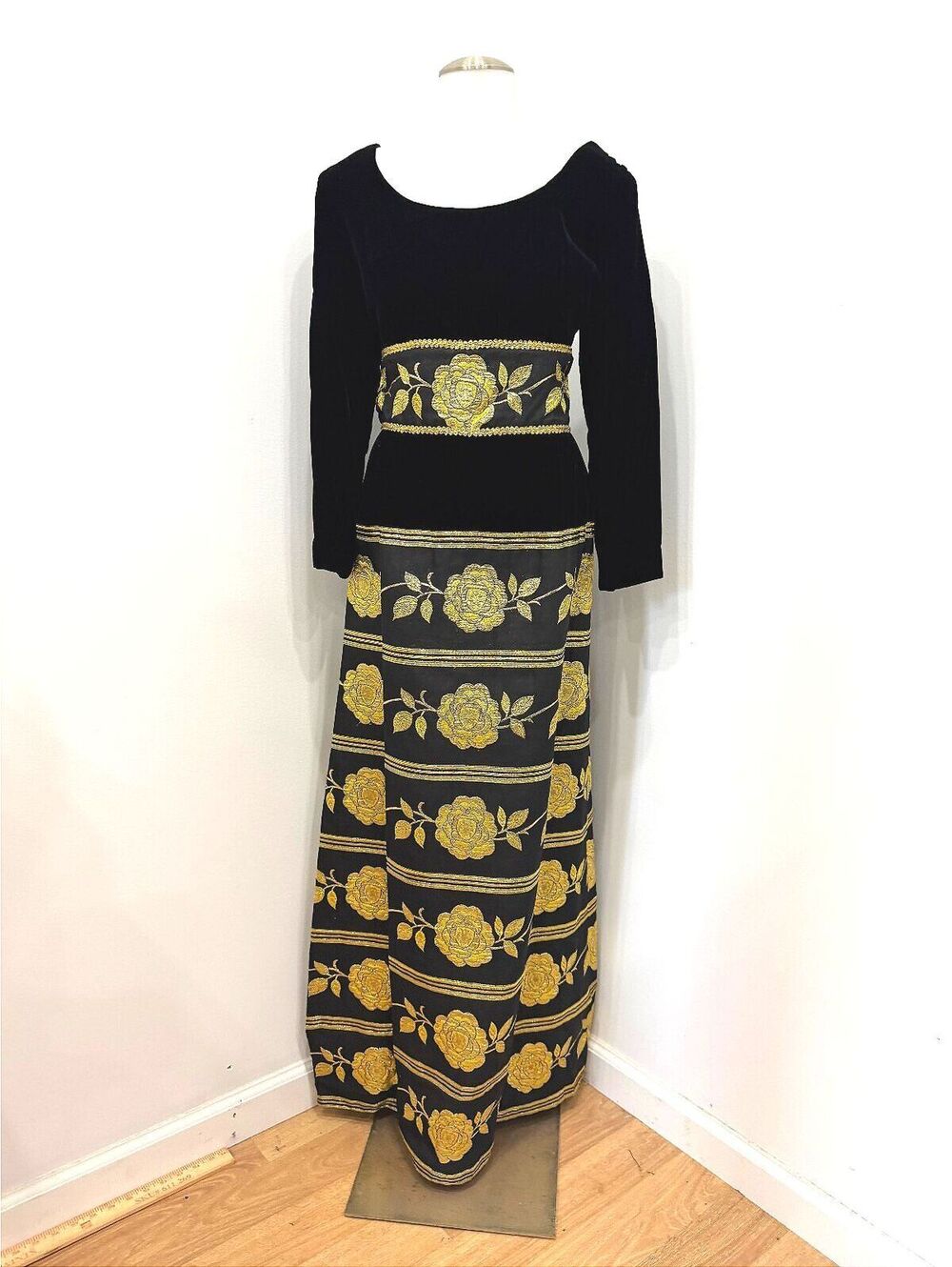 1960s designer holiday dress gold velvet Long Sleeve Maxi Dress Floral Pattern